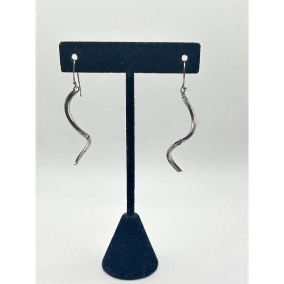 925 Sterling Silver Wavy Dangle Earrings - Picture 3 of 6